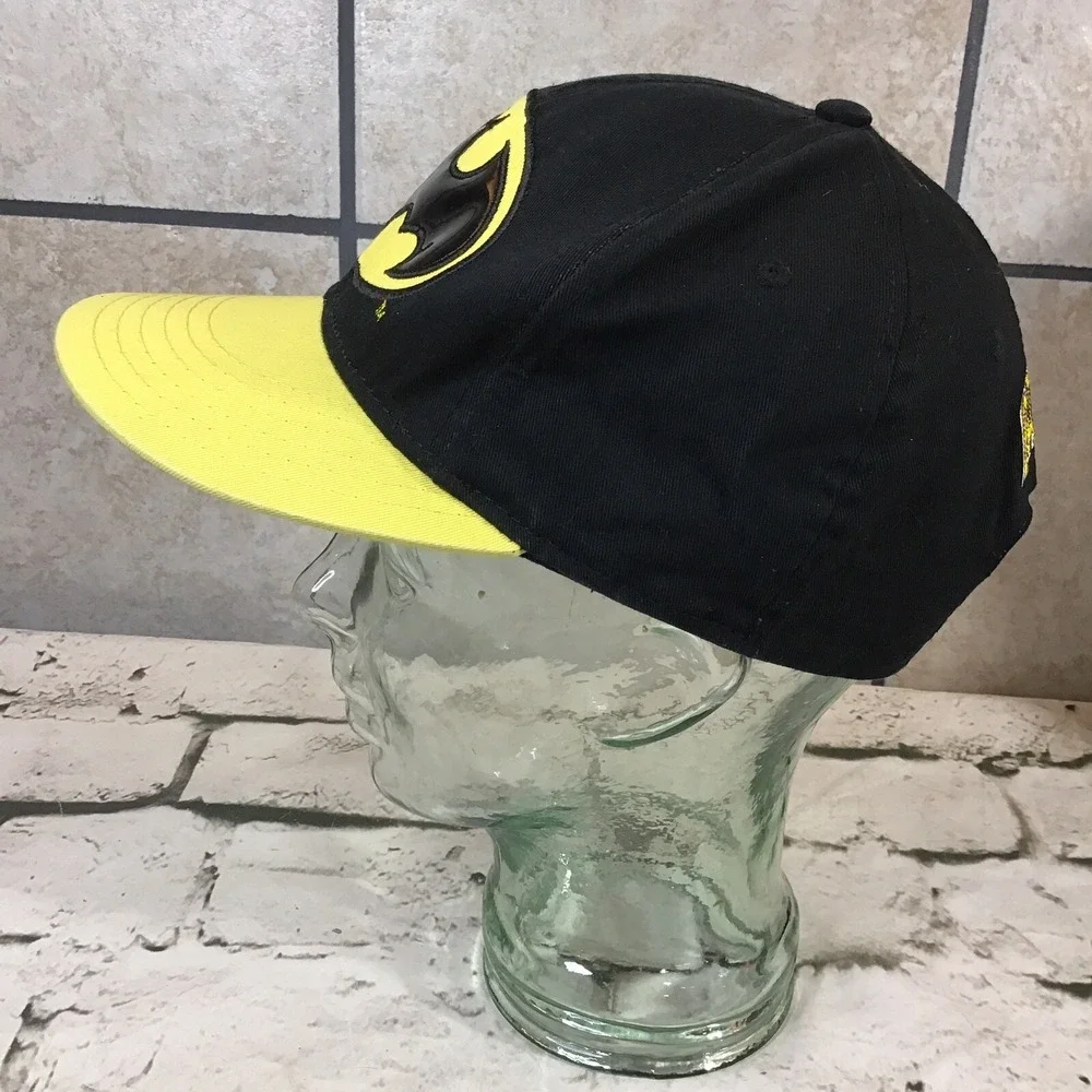 Batman Hat Youth One‎ Size DC Comics Classic Logo Snapback Baseball Cap